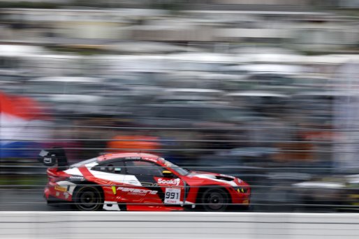 #991 - Paradine Competition - Augusto Farfus - Darren Leung - BMW M4 GT3 EVO | SRO / JEP