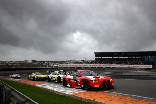 #991 - Paradine Competition - Augusto Farfus - Darren Leung - BMW M4 GT3 EVO | SRO / JEP
