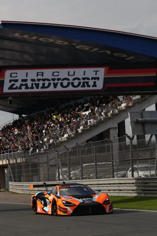 #58 - Garage 59 - Thomas Fleming - Louis Prette - McLaren 720S GT3 EVO