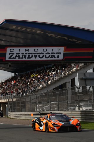 #59 - Garage 59 - Dean MacDonald - Marvin Kirchh&ouml;fer - McLaren 720S GT3 EVO