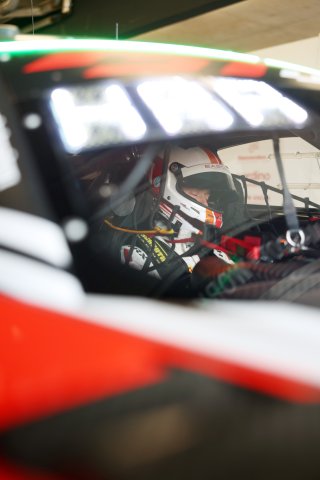 #84 - Eastalent Racing - Christopher Haase - Audi R8 LMS GT3 EVO II