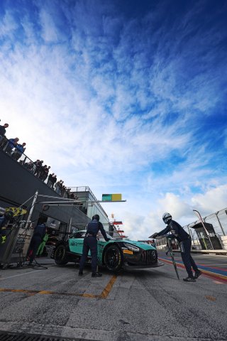 #87 - Winward Racing - Marvin Dienst - Rinat Salikhov - Mercedes-AMG GT3 EVO