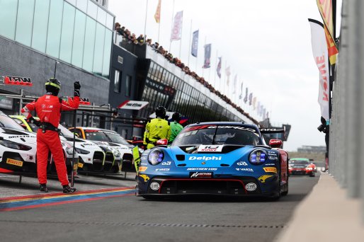 #10 - Boutsen VDS - Gilles Magnus - Robin Knutsson - Porsche 911 GT3 R (992) EVO | SRO / JEP