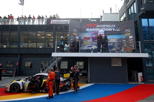 #2 - Boutsen VDS - Morris Schuring - Porsche 911 GT3 R (992) EVO - ROWE Pole Position Award | SRO / JEP