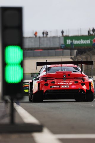 #991 - Paradine Competition - Augusto Farfus - Darren Leung - BMW M4 GT3 EVO