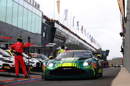 #7 - Comtoyou Racing - Nicki Thiim - Kobe Pauwels - Aston Martin Vantage AMR GT3 EVO | SRO / JEP