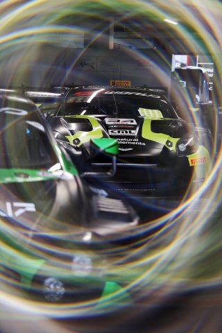 #34 - Walkenhorst Motorsport - Jamie Day - Mateo Villagomez - Aston Martin Vantage AMR GT3 EVO