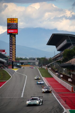 #80 - Lionspeed GP - Ricardo Feller - Bastian Buus - Porsche 911 GT3 R (992) EVO