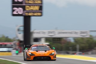 #5 - Optimum Motorsport - Guilherme Oliveira - Mikey Porter - McLaren 720S GT3 EVO