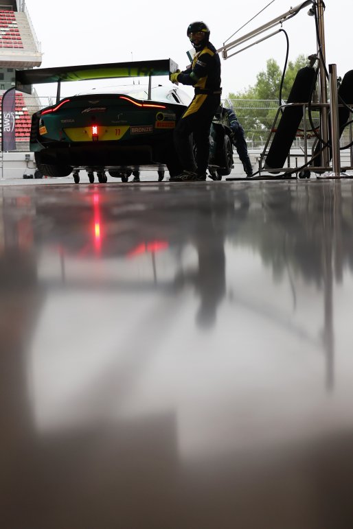 #11 - Comtoyou Racing - Felice Jelmini - Marcelo Tomasoni - Aston Martin Vantage AMR GT3 EVO | SRO / JEP