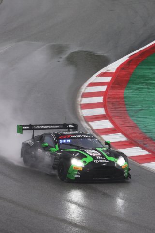#35 - Walkenhorst Motorsport - Gaspard Simon - Maxime Robin - Aston Martin Vantage AMR GT3 EVO
