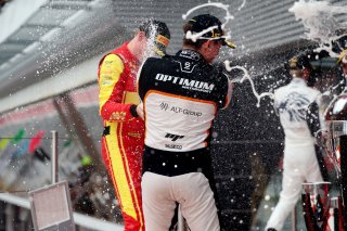 #5 - Optimum Motorsport - Guilherme Oliveira - Mikey Porter - McLaren 720S GT3 EVO