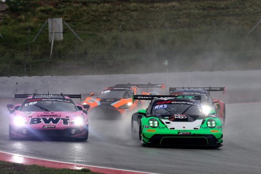 #54 - Dinamic GT - Tanart Sathienthirakul - Mark Kastelic - Porsche 911 GT3 R (992) EVO | SRO / JEP