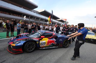 #69 - Emil Frey Racing - Thierry Vermeulen - Ben Green - Ferrari 296 GT3 EVO