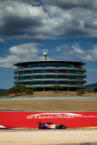 #3 - Mercedes-AMG Team Verstappen Racing - Max Verstappen - Ben Barnicoat - Chris Lulham - Mercedes-AMG GT3 EVO