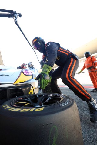 #2 - Boutsen VDS - Morris Schuring - Dorian Boccolacci - Alessio Picariello - Porsche 911 GT3 R (992) EVO