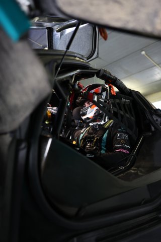 #44 - Greystone GT - Jayden Kelly - Josh Rattican - Tommy Pintos - McLaren 720S GT3 EVO