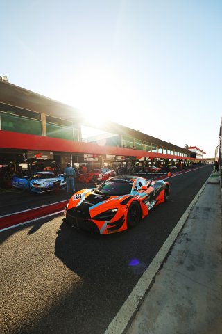 #59 - Garage 59 - Joseph Loake - Dean MacDonald - Jack Hawksworth - McLaren 720S GT3 EVO