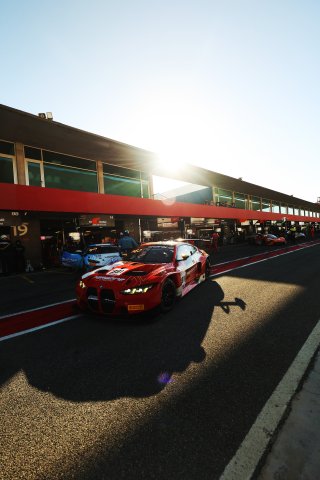 #991 - Paradine Competition - Darren Leung - James Kellett - BMW M4 GT3 EVO