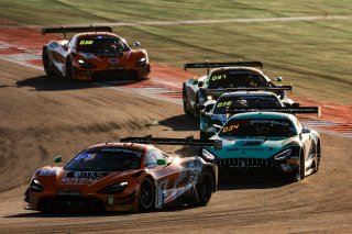 #5 - Optimum Motorsport - Dante Rappange - Guilherme Oliveira - Mikey Porter - McLaren 720S GT3 EVO