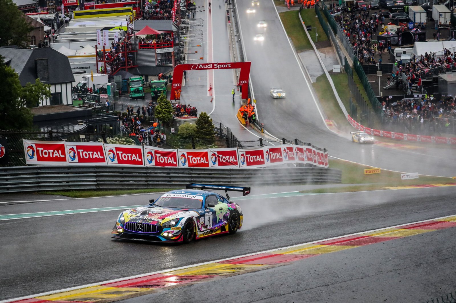 Mercedes-AMG Team Black Falcon leads Total 24 Hours of Spa at 90-minute mark
