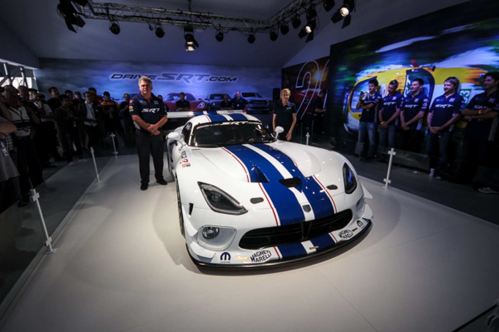 SRT Viper GT3-R unveiled