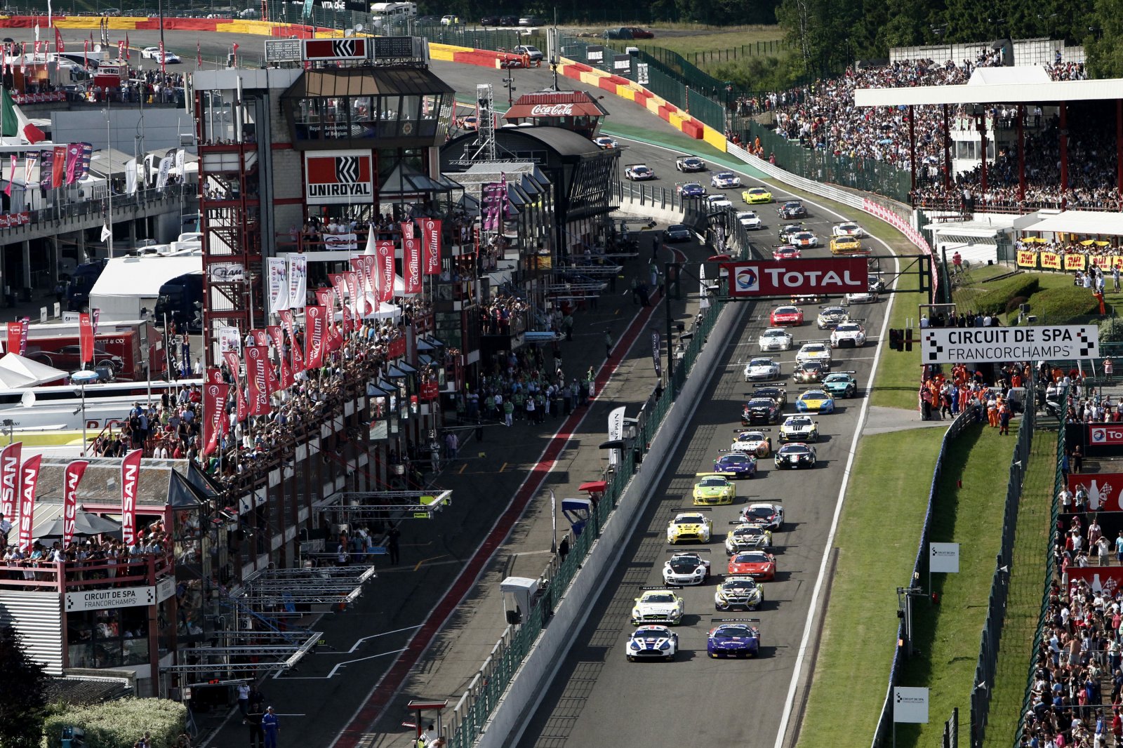 40 cars on track during the official test day for the Total 24 Hours of Spa 