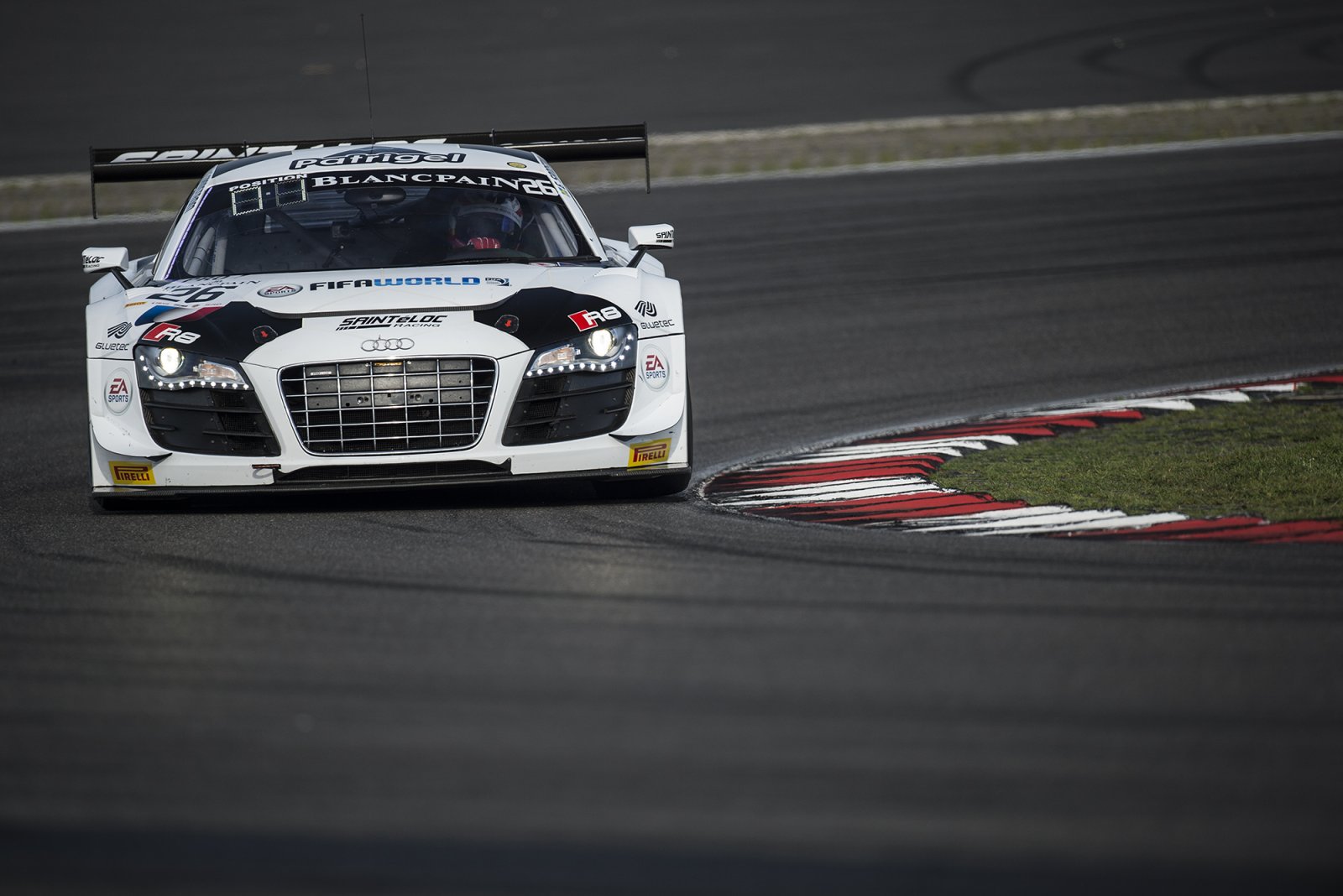 Audi 1-2-3 in Free Practice session