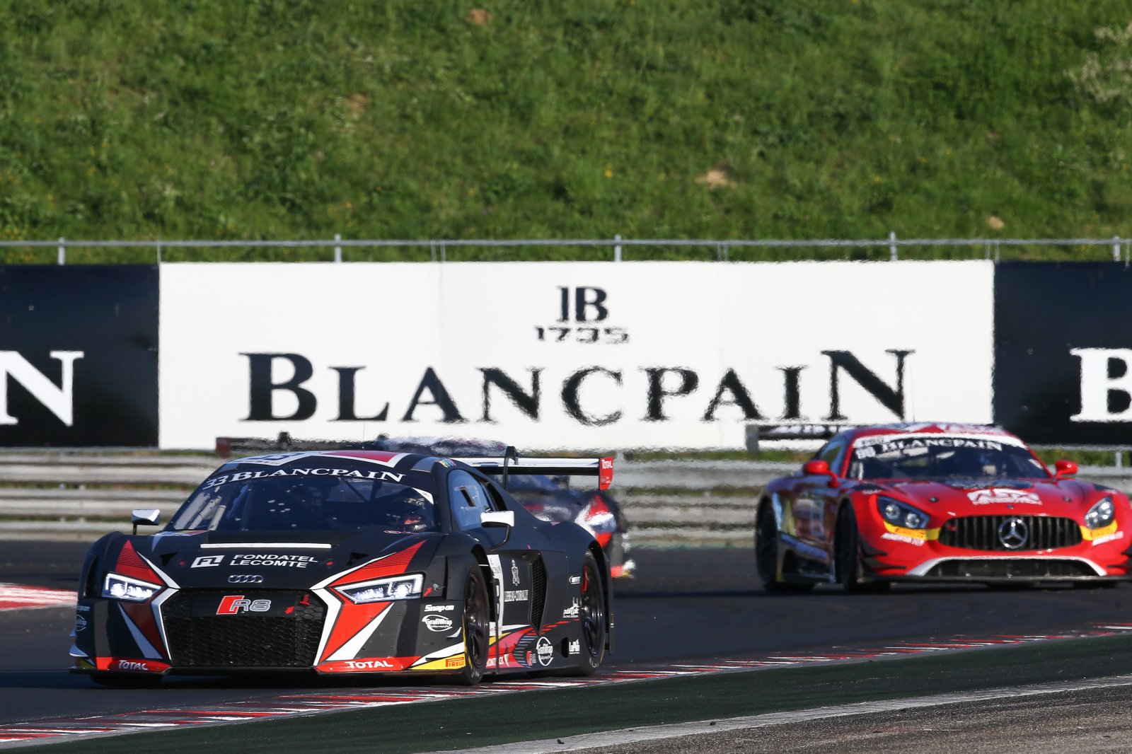 Ide and Mies resist rivals to claim Sprint Cup Qualifying Race victory in Hungary 