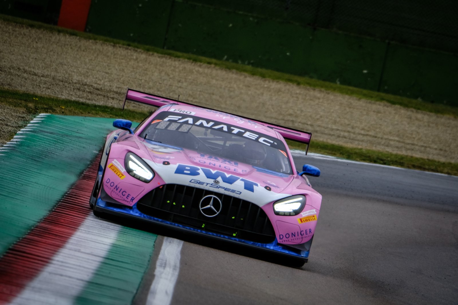 Mercedes-AMG Team GetSpeed tops pre-event test at Imola