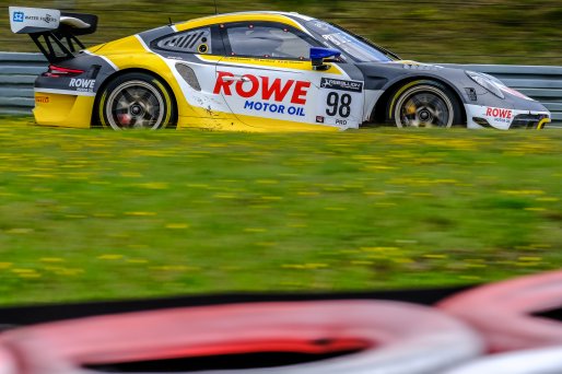 #98 ROWE Racing DEU Porsche 911 GT3-R (991.II) - Simona de Silvestro CHE Timo Bernhard DEU Jeroen Bleekemolen NDL, Race
 | SRO / Dirk Bogaerts Photography