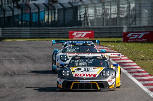 #98 ROWE Racing DEU Porsche 911 GT3-R (991.II) - Simona de Silvestro CHE Timo Bernhard DEU Jeroen Bleekemolen NDL, Race
 | SRO / Patrick Hecq Photography