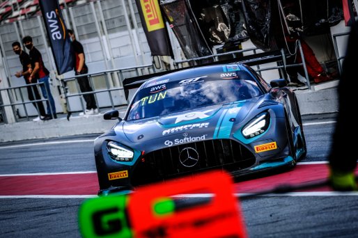 #2 TokSport WRT DEU Mercedes-AMG GT3 Silver Cup Puhakka Juuso  FIN Oscar Tunjo COL, Pitlane, Race 3
 | SRO / Dirk Bogaerts Photography