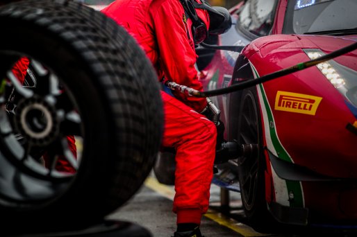 #52 AF Corse - Louis Machiels - Andrea Bertolini - Ferrari 488 GT3 - Pro-Am Cup, FGTWC, Pitlane, Race 2
 | SRO / TWENTY-ONE CREATION - Jules Benichou