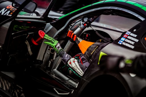 #90 - Madpanda Motorsport - Mercedes-AMG GT3, Test Session
 | © SRO - TWENTY-ONE CREATION | Jules Benichou