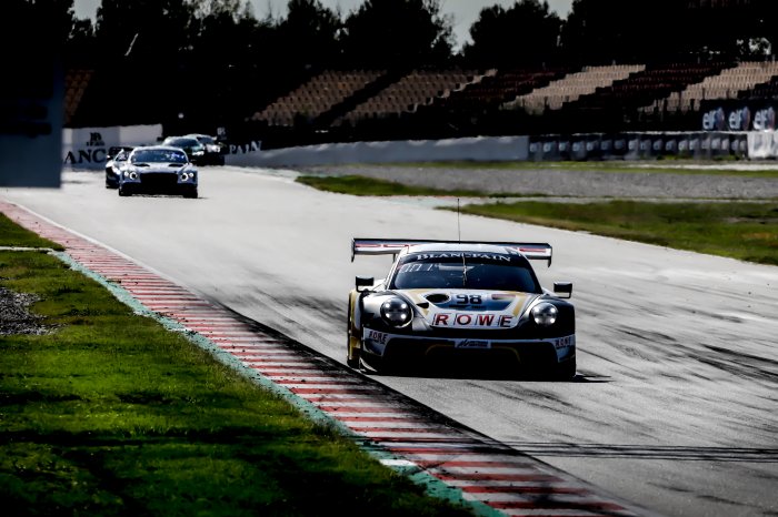 Porsche to the fore in Circuit de Barcelona-Catalunya pre-qualifying