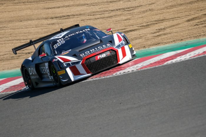 Van der Linde sends Attempto-Audi to the top in second Brands Hatch practice