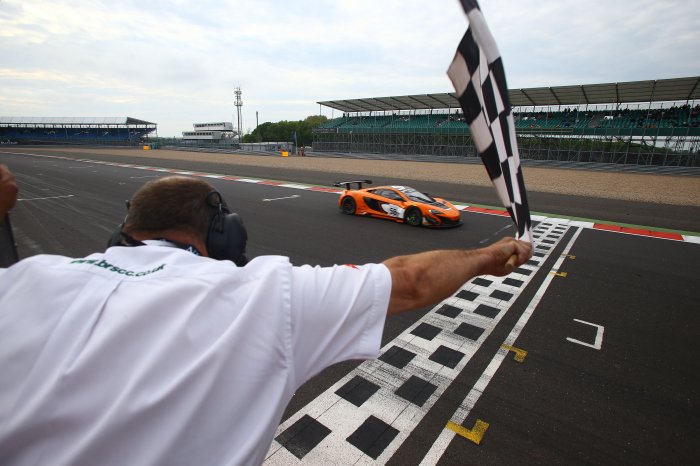15 highlights of '15: Silverstone: McLaren takes strategic win