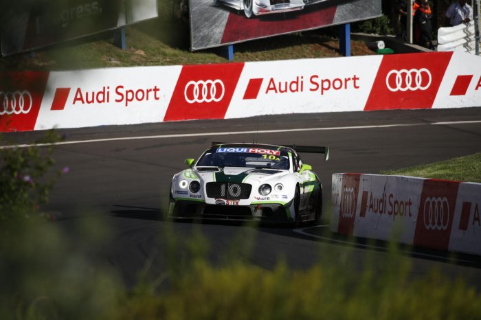 Intercontinental GT Challenge - Bathurst 12 Hour - Anything possible at halfway point