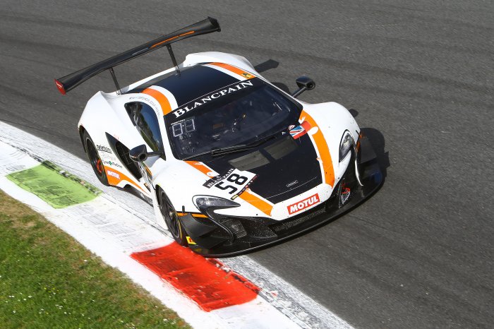 Garage 59 McLaren takes win after nail-biting finish