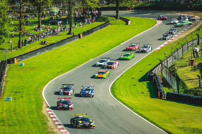 Belgian Audi Club Team WRT turns up the heat with double victory at sun-kissed Brands Hatch 