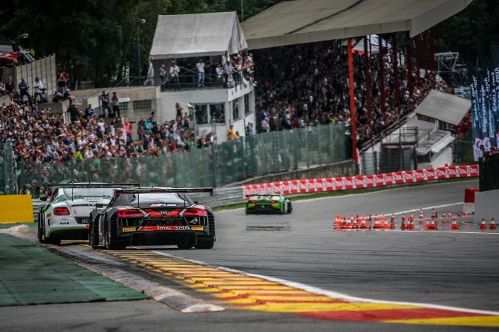 Lengthy safety car intervention shapes early hours of Total 24 Hours of Spa 