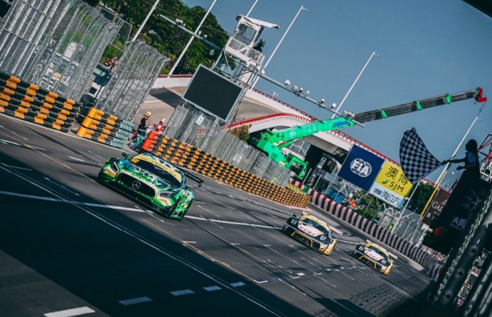 Marciello and Mercedes-AMG defeat Porsche to take FIA GT World Cup victory in Macau
