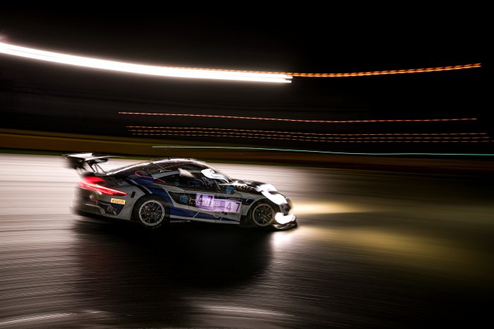 KCMG Porsche snelste in de nachttrainingen voor de Total 24 Hours of Spa